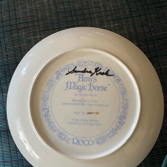 Amy’s Magic Horse Vintage Numbered Collector’s Plate Autographed - Picture 4 of 5